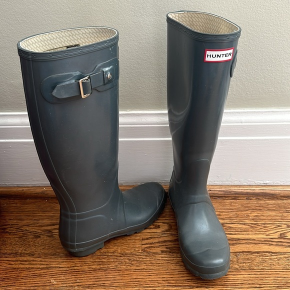 HUNTER Rain Boors - Grey - Size 5 Women’s - Picture 3 of 6